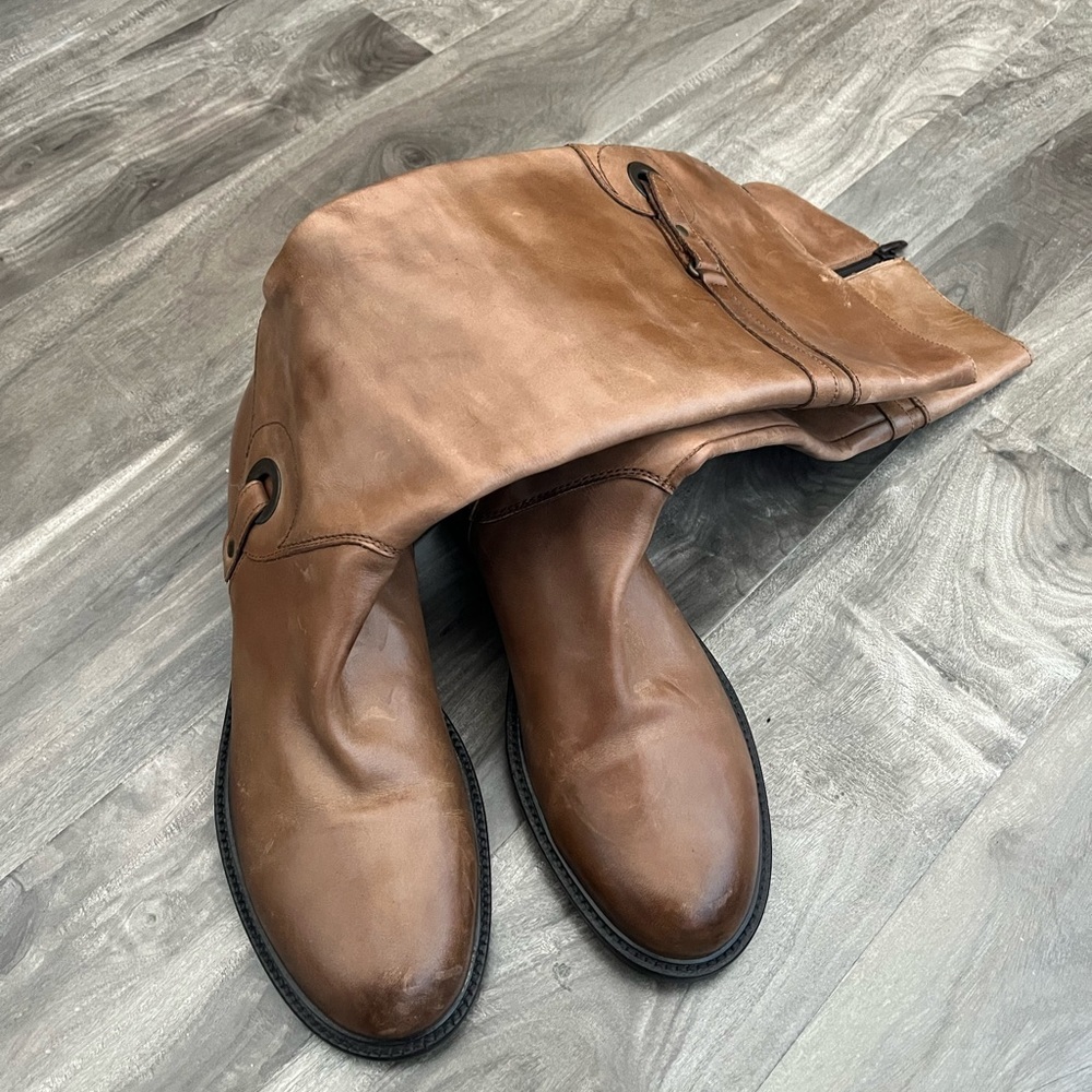 New leather made in Argentina women’s small heeled boots size 40​